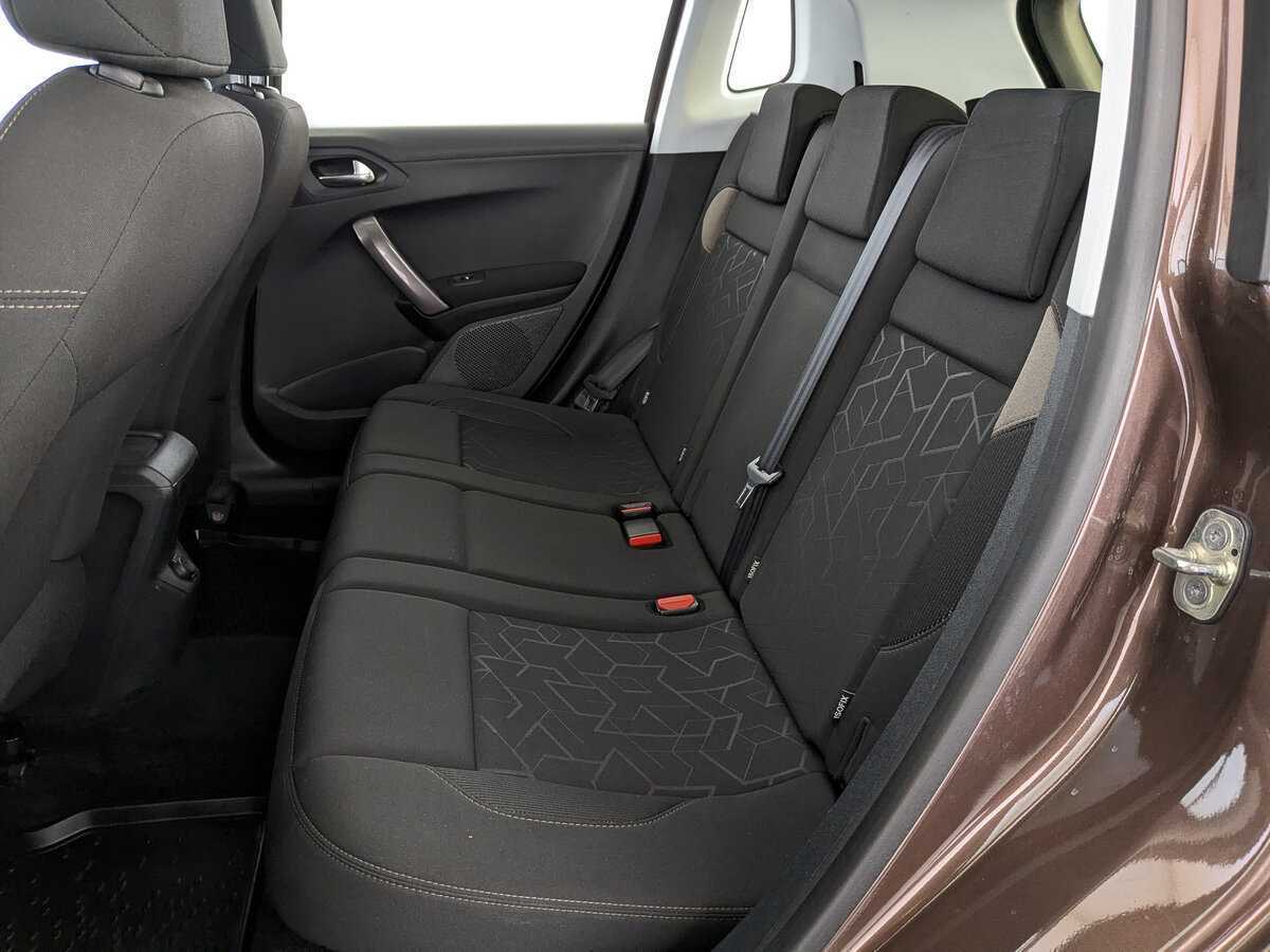 Купить Peugeot 2008, 2014, 113 475 км, фото №18