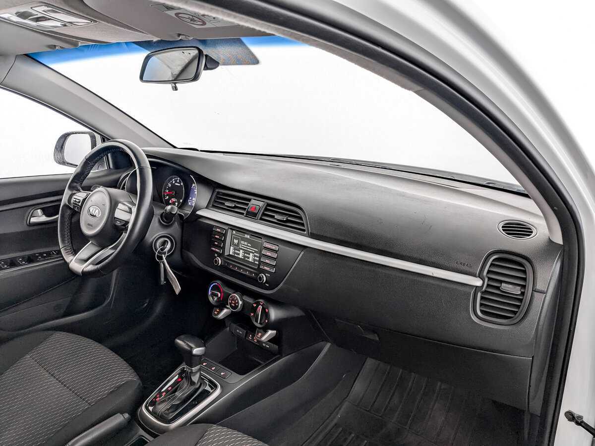 Купить Kia Rio X-Line, 2019, 151 365 км, фото №11