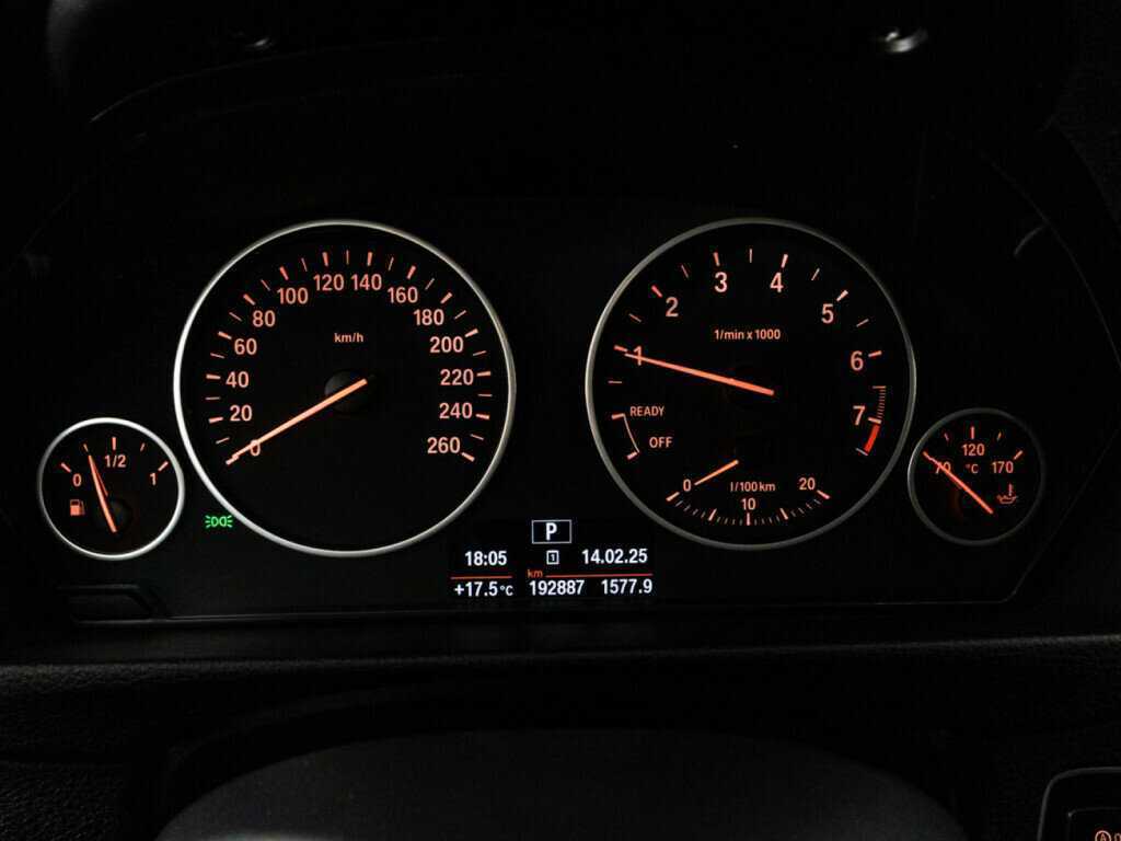 Купить BMW 3 серии 320i, 2016, 192 884 км, фото №12