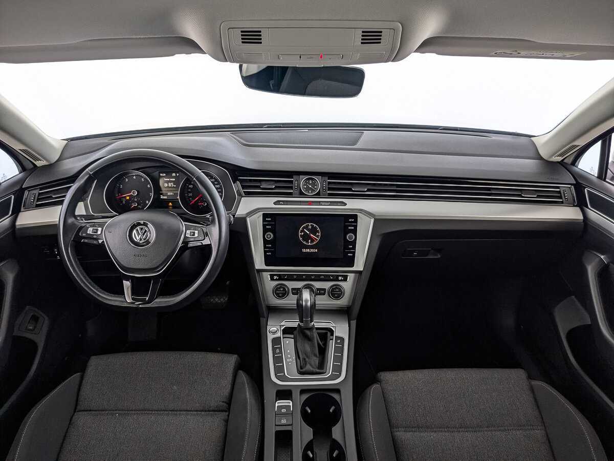 Купить Volkswagen Passat, 2019, 43 971 км, фото №12