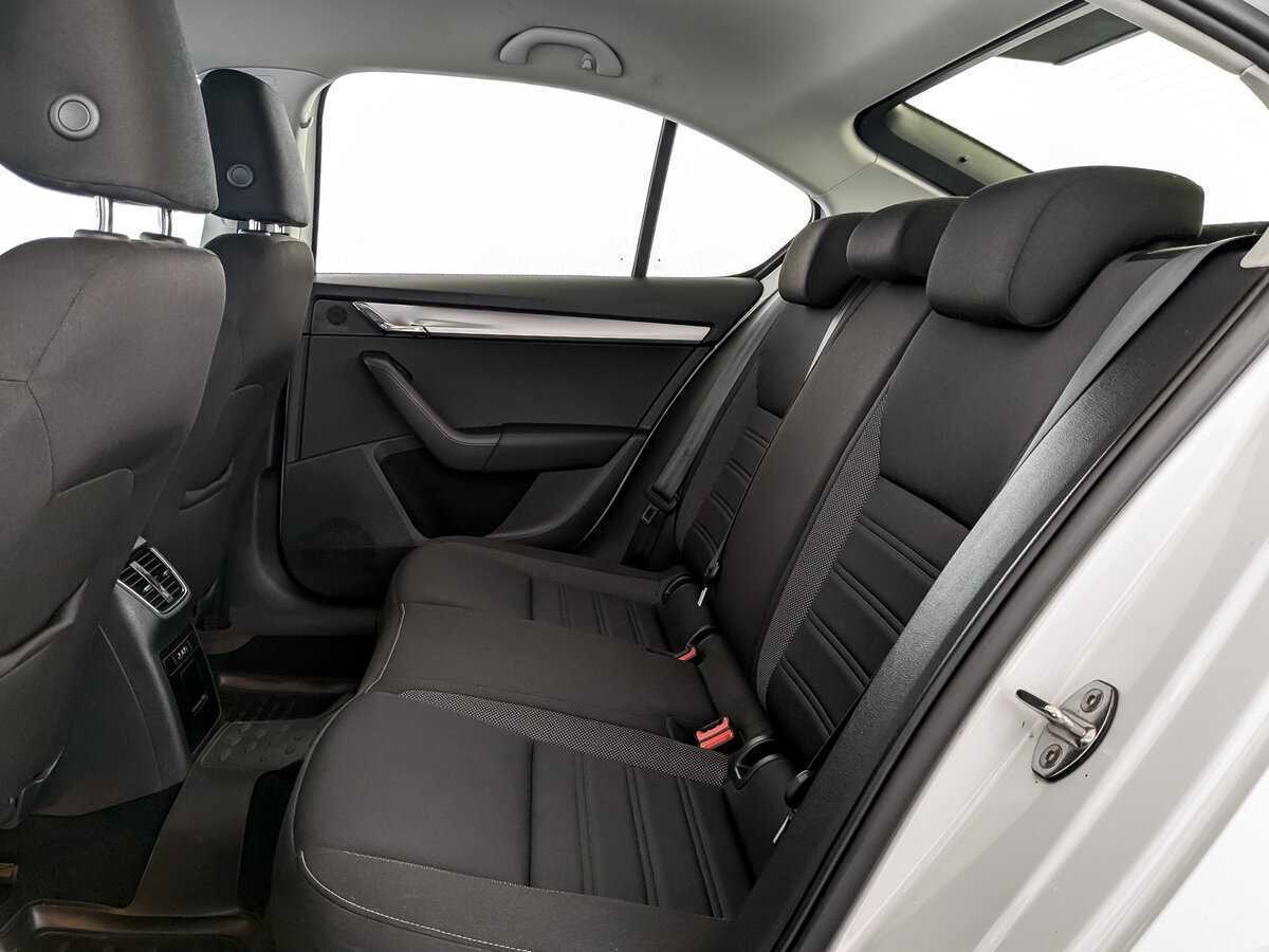 Купить Skoda Octavia, 2019, 67 859 км, фото №12