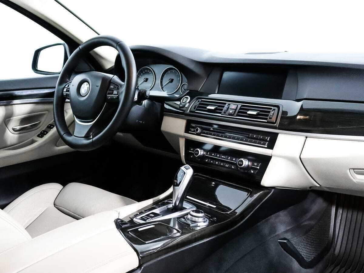 Купить BMW 5 серии 528i xDrive, 2012, 132 915 км, фото №7