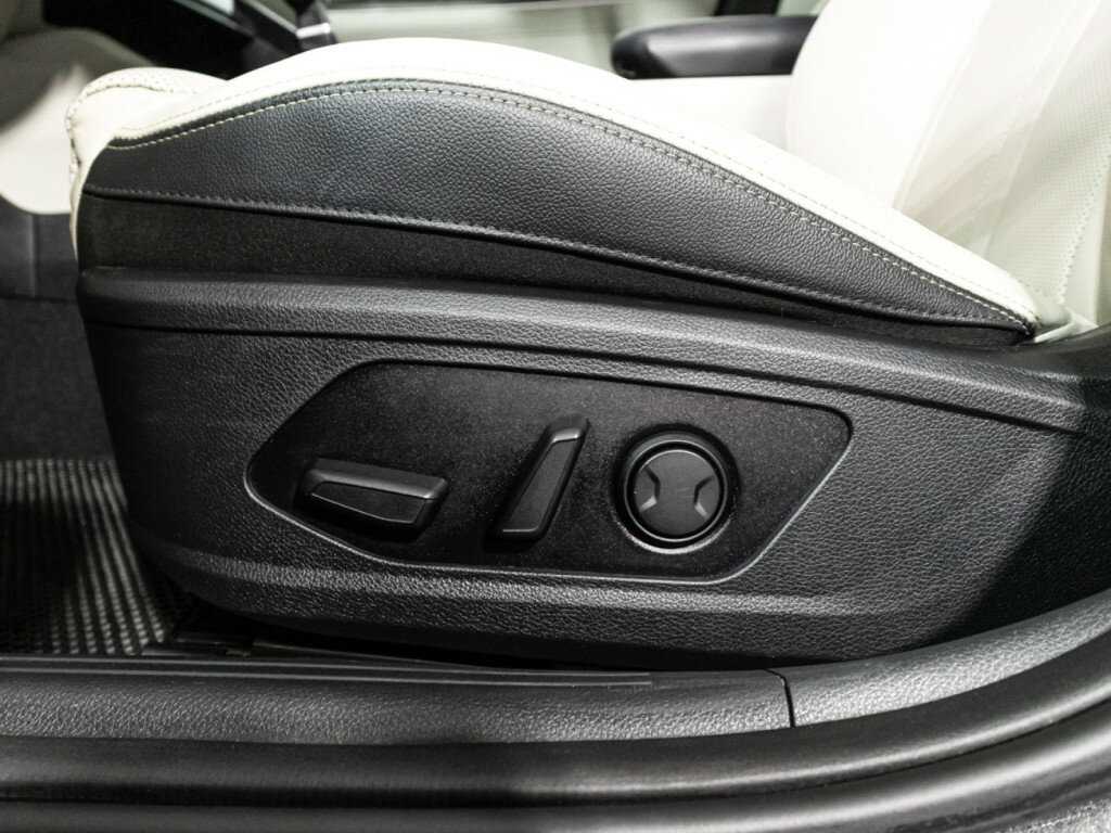 Купить Kia K5, 2021, 119 385 км, фото №17