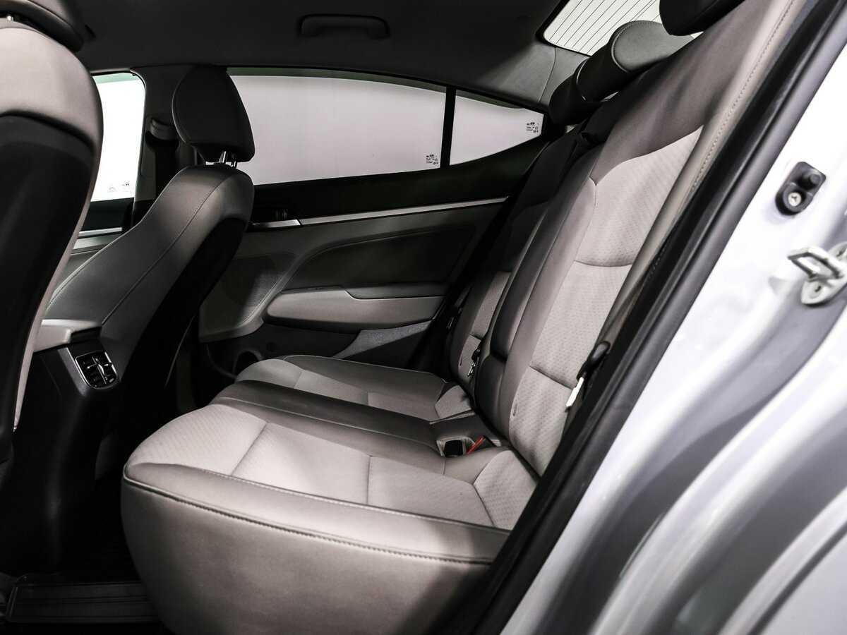 Купить Hyundai Elantra, 2020, 250 786 км, фото №13