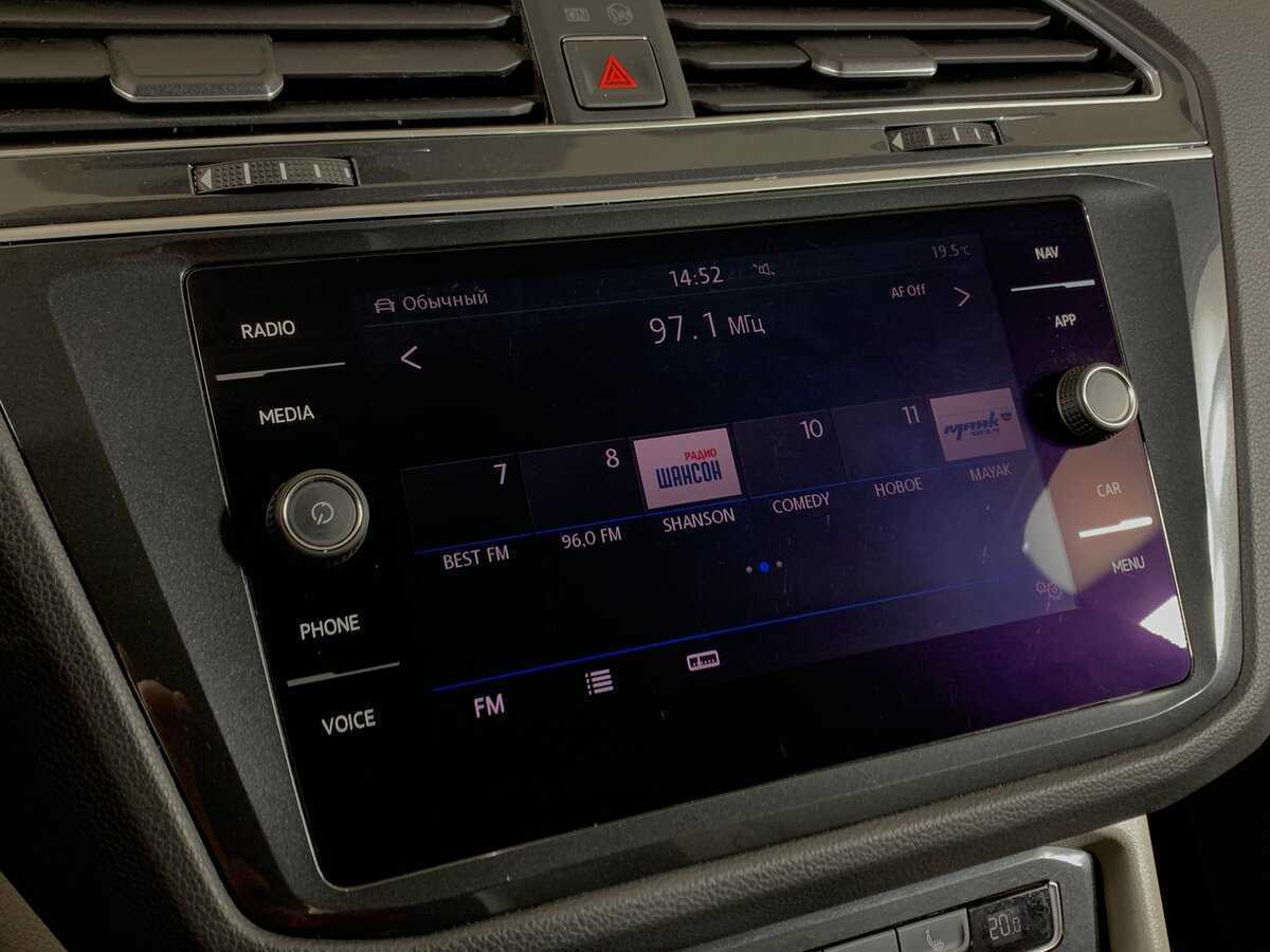 Купить Volkswagen Tiguan, 2017, 107 343 км, фото №16