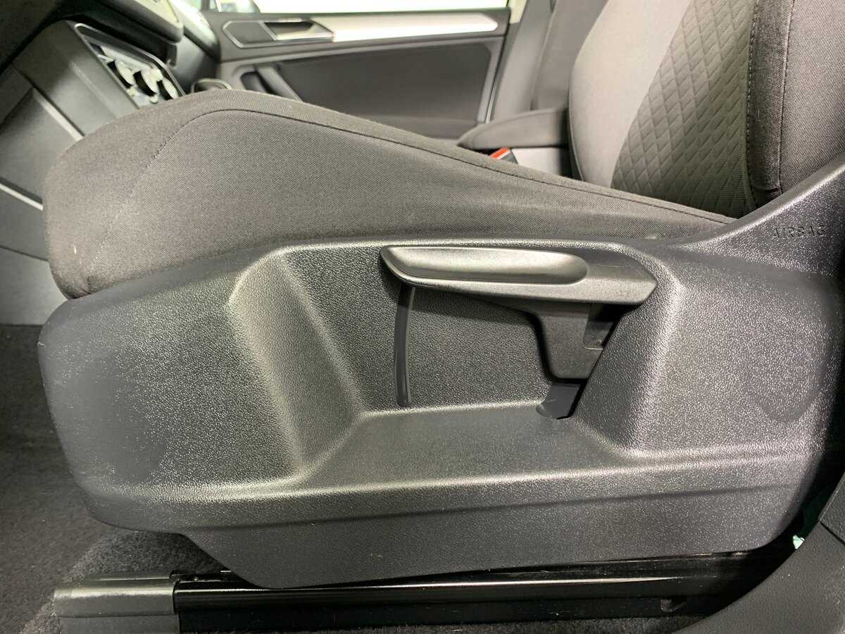 Купить Volkswagen Tiguan, 2017, 124 301 км, фото №17