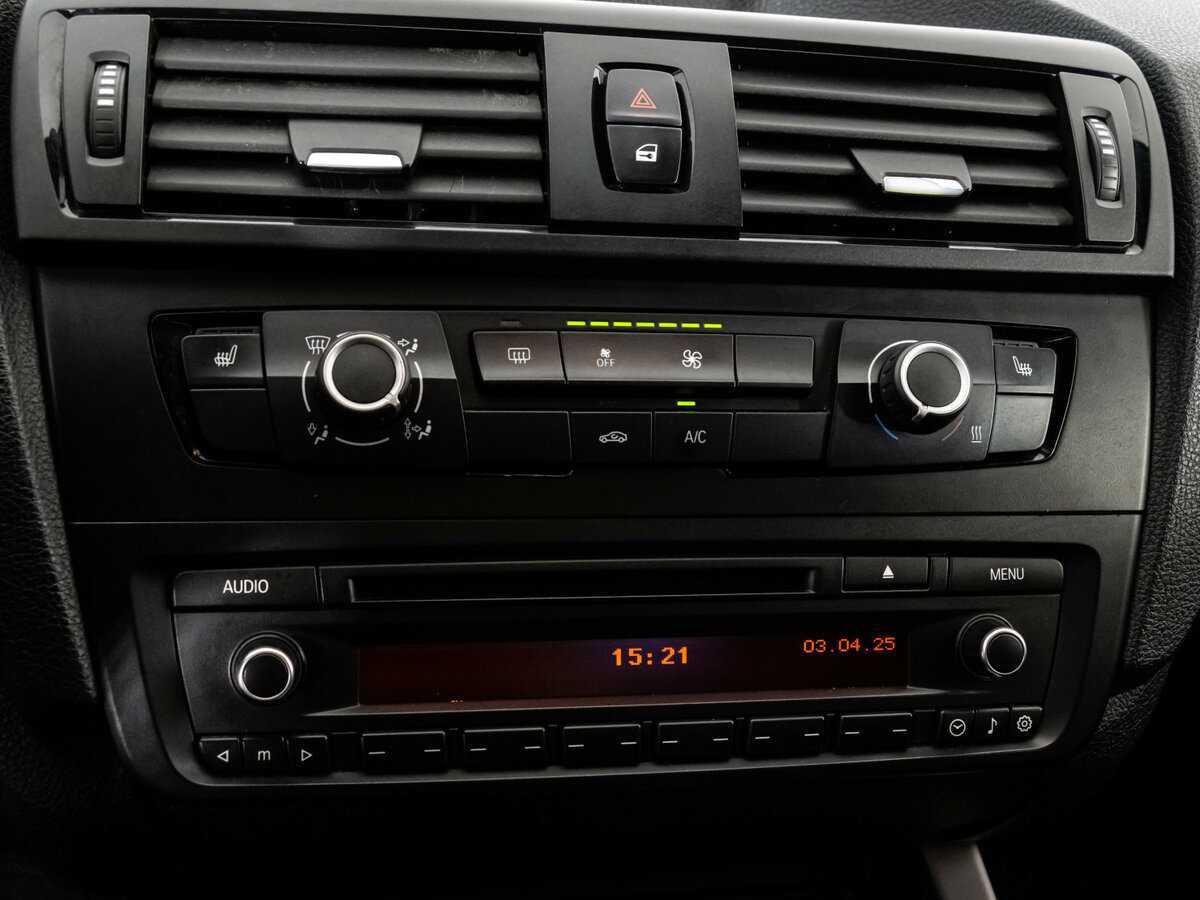 Купить BMW 1 серии 116i, 2013, 221 201 км, фото №14