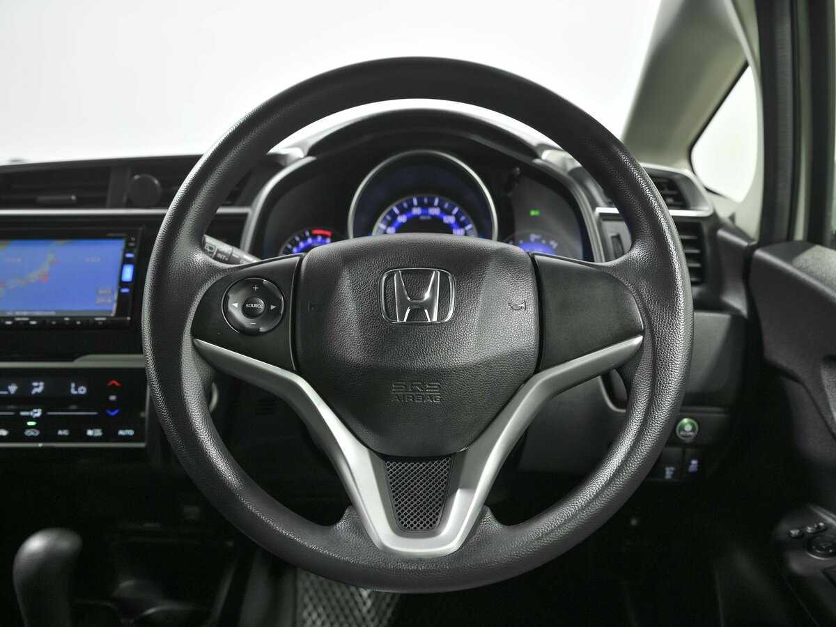 Купить Honda Fit, 2016, 145 593 км, фото №7