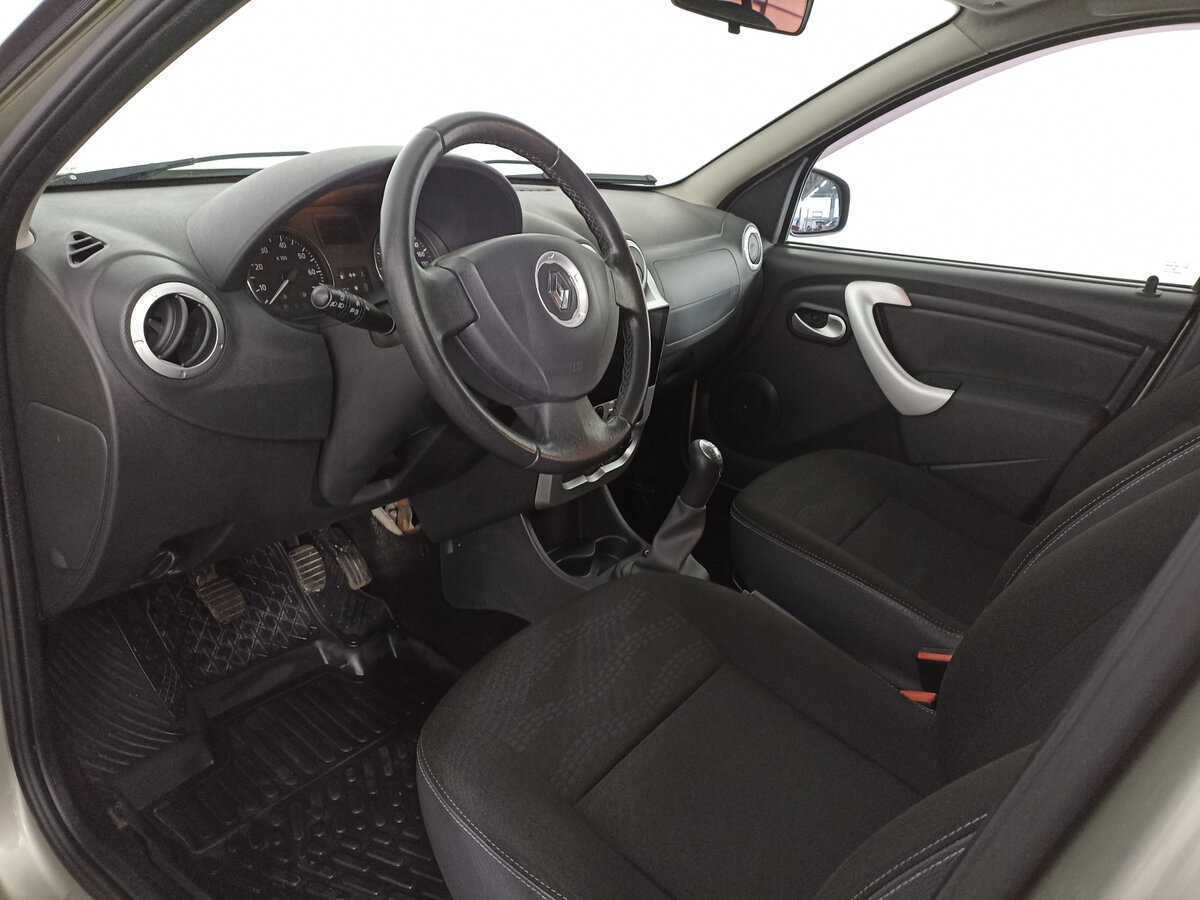 Купить Renault Sandero Stepway, 2014, 91 733 км, фото №16