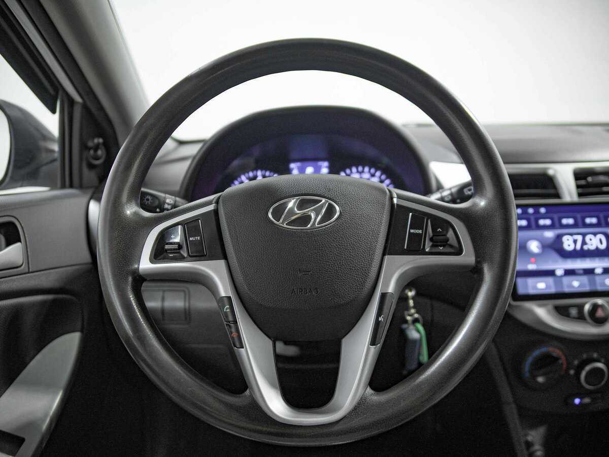 Купить Hyundai Solaris, 2013, 154 402 км, фото №8