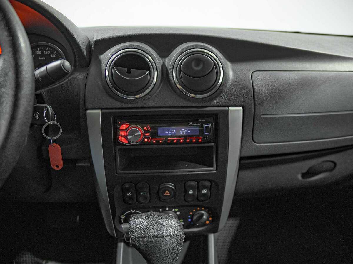 Купить Nissan Almera, 2014, 220 719 км, фото №8