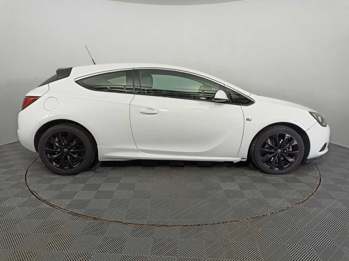 Купить Opel Astra GTC, 2013, 116 229 км, фото №4