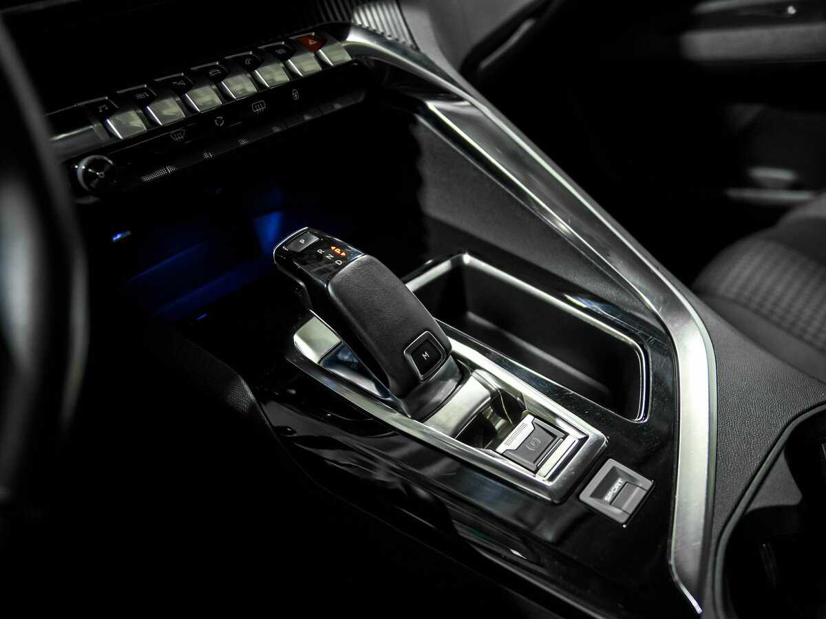Купить Peugeot 3008, 2020, 75 944 км, фото №10