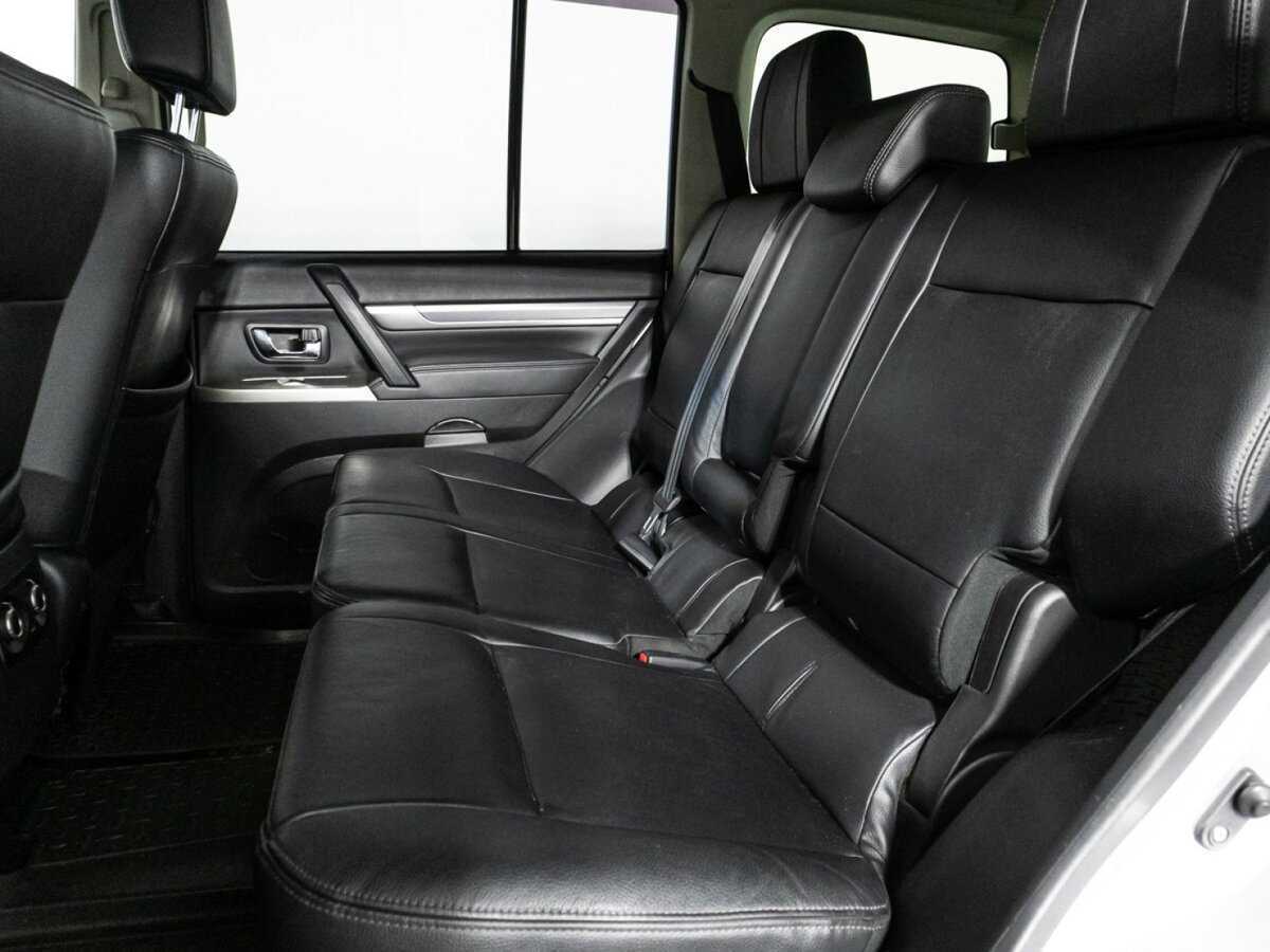 Купить Mitsubishi Pajero, 2015, 136 492 км, фото №8