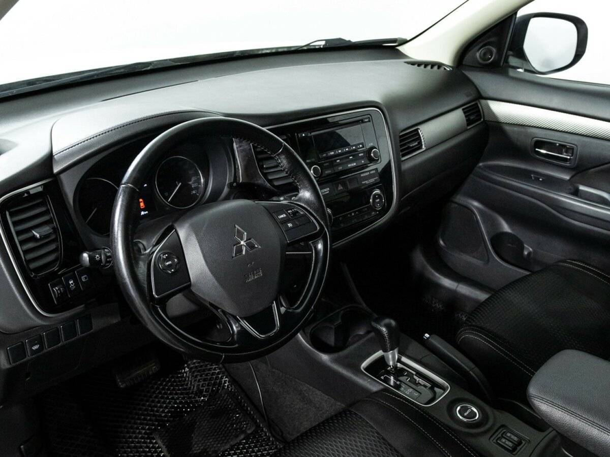 Купить Mitsubishi Outlander, 2016, 179 472 км, фото №11