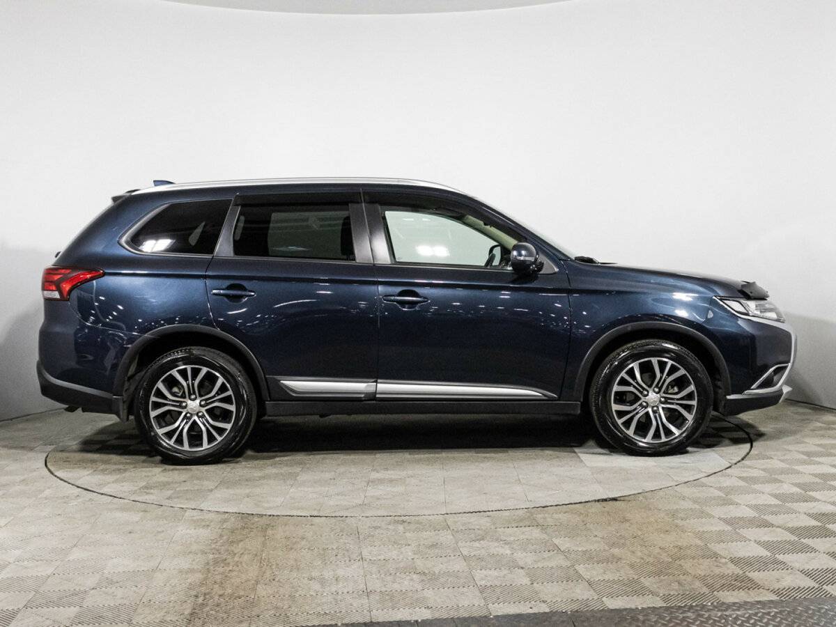 Купить Mitsubishi Outlander, 2018, 88 790 км, фото №4