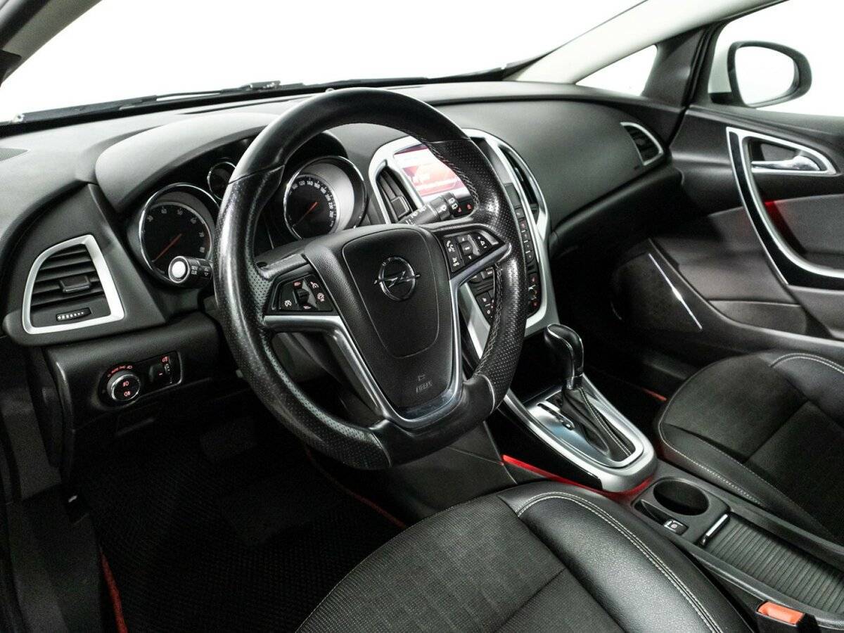 Купить Opel Astra GTC, 2013, 178 683 км, фото №11