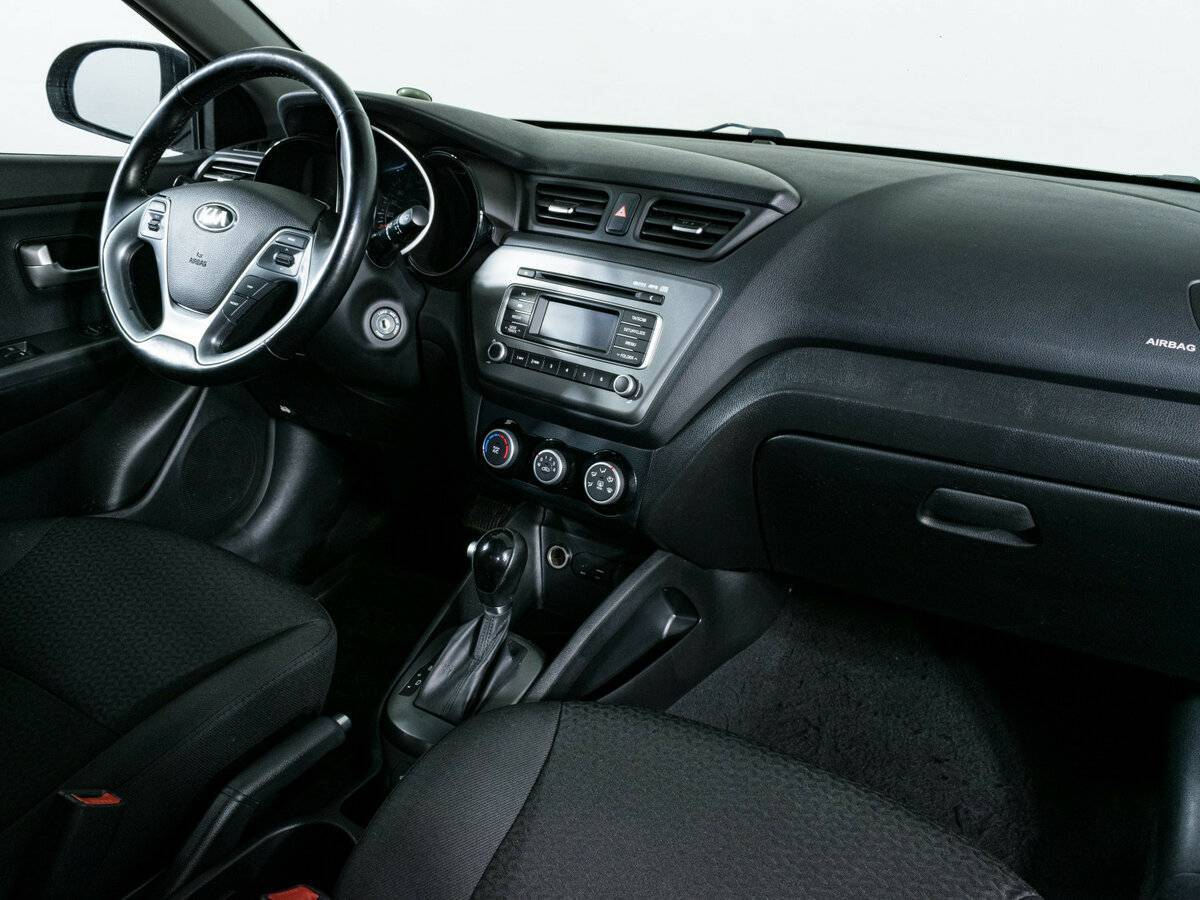 Купить Kia Rio, 2016, 141 000 км, фото №8