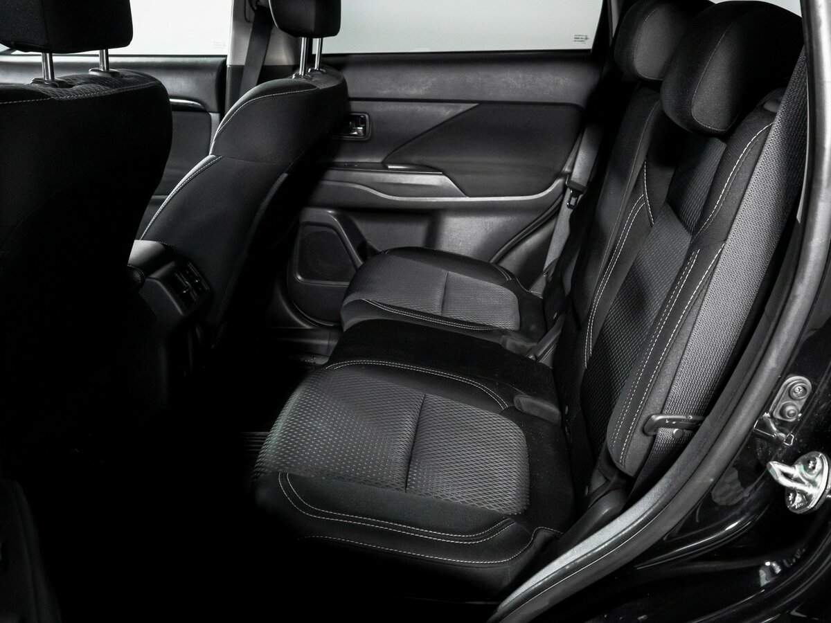 Купить Mitsubishi Outlander, 2021, 88 000 км, фото №10