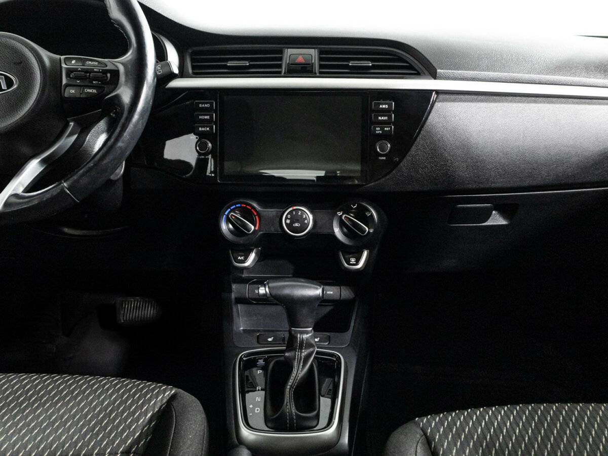 Купить Kia Rio X-Line, 2018, 65 331 км, фото №14