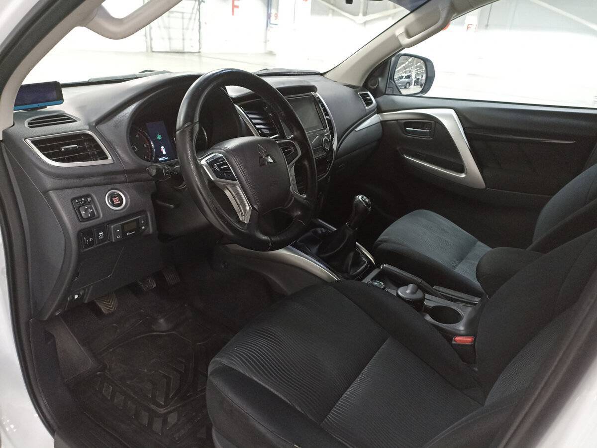 Купить Mitsubishi Pajero Sport, 2018, 187 223 км, фото №16