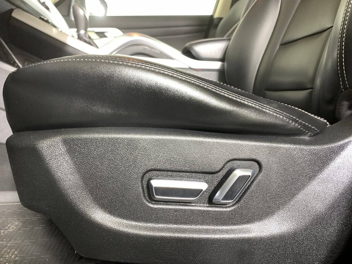 Купить Geely Atlas, 2019, 89 181 км, фото №16