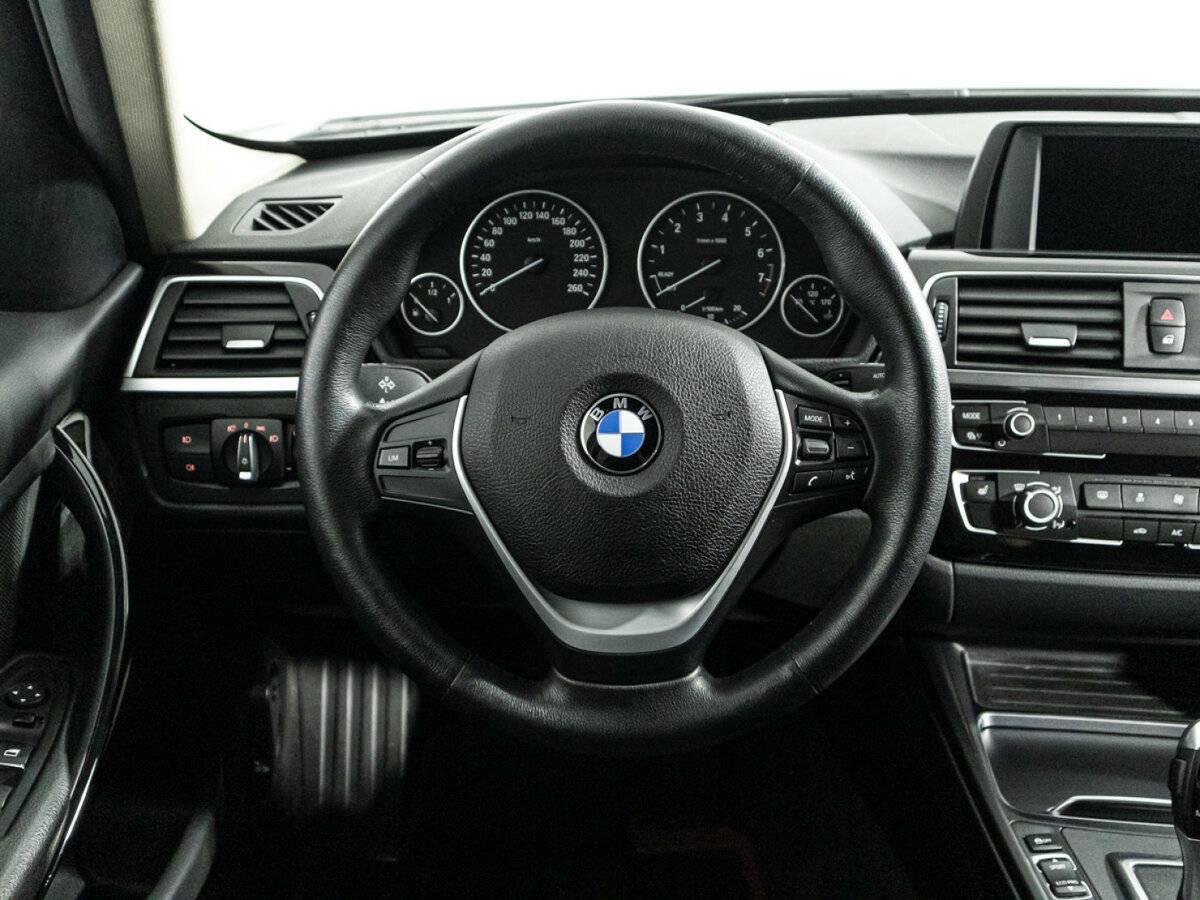 Купить BMW 3 серии 320i xDrive, 2018, 46 831 км, фото №20