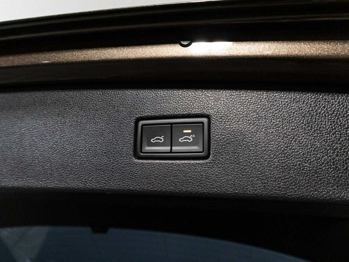 Купить Volkswagen Tiguan, 2019, 69 371 км, фото №16