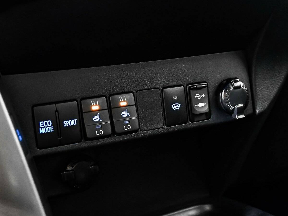 Купить Toyota RAV4, 2017, 85 919 км, фото №17