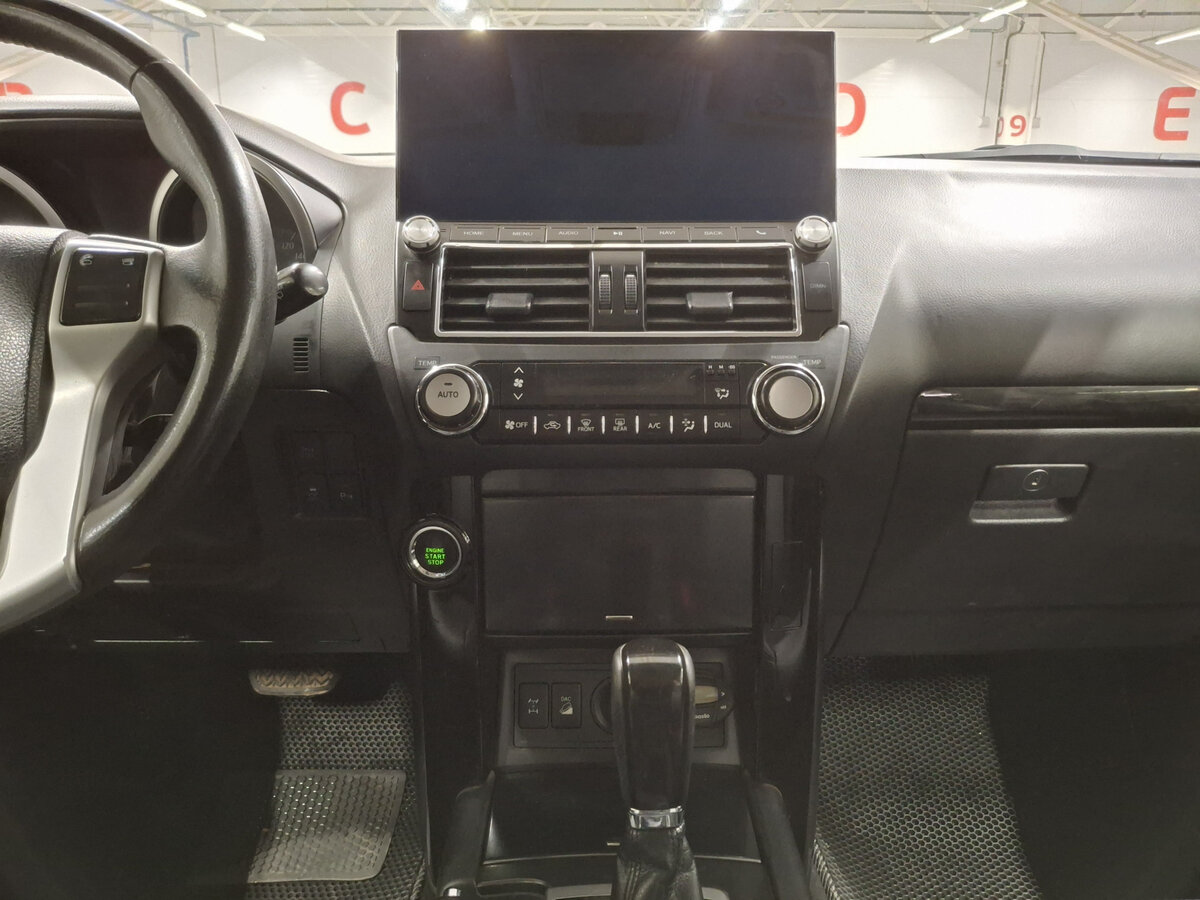 Купить Toyota Land Cruiser Prado 150 Series Рестайлинг 1, 2014, 215 161 км, фото №12