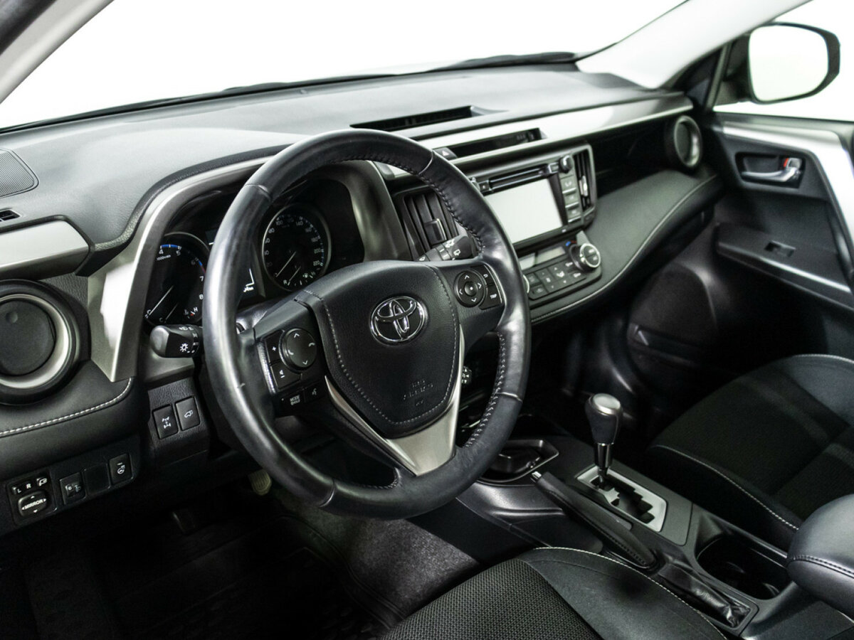 Купить Toyota RAV4 IV (XA40) Рестайлинг, 2016, 66 702 км, фото №11