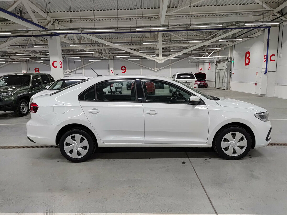 Купить Volkswagen Polo VI, 2021, 166 165 км, фото №4