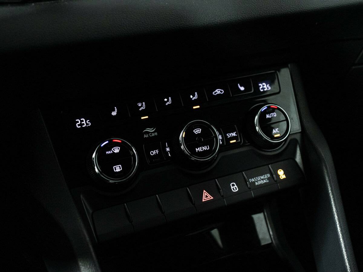 Купить Skoda Karoq I, 2021, 93 910 км, фото №16