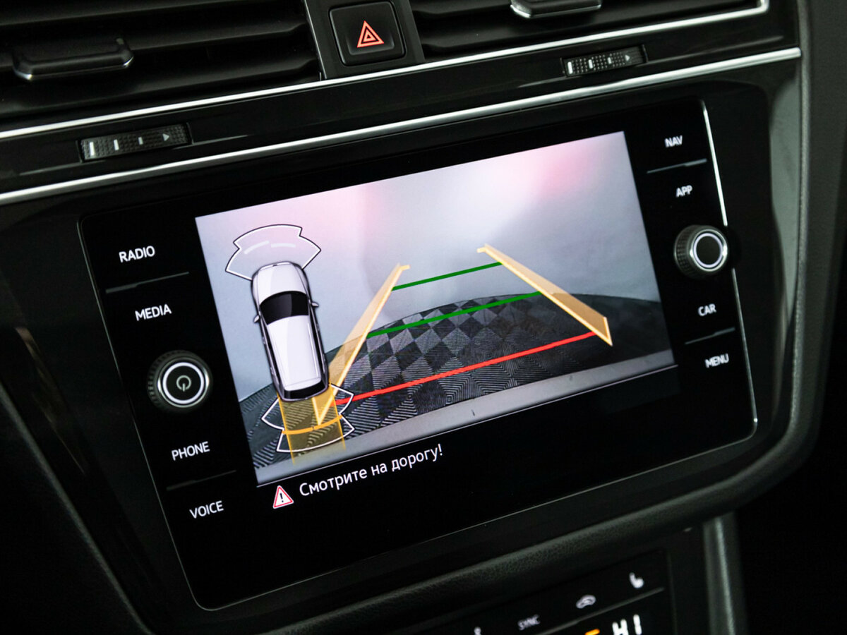 Купить Volkswagen Tiguan II Рестайлинг, 2021, 94 592 км, фото №15