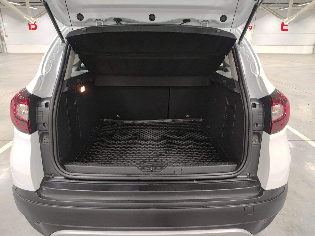 Купить Renault Kaptur I, 2018, 129 807 км, фото №9