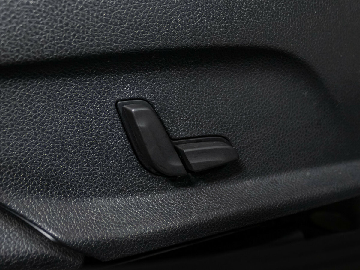 Купить Mercedes-Benz C-Класс 200 IV (W205), 2017, 123 379 км, фото №15