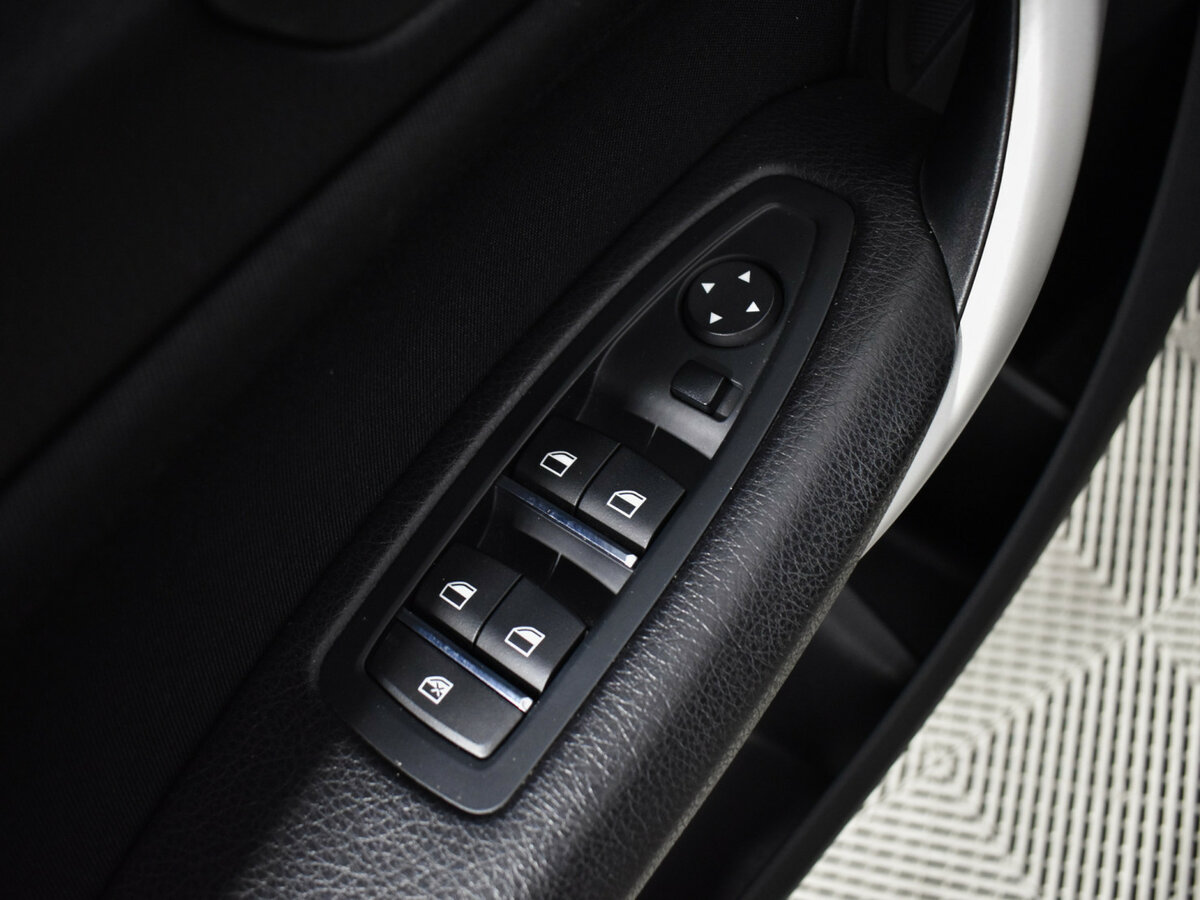 Купить BMW 1 серии 118i II (F20/F21) Рестайлинг 2, 2017, 64 080 км, фото №15