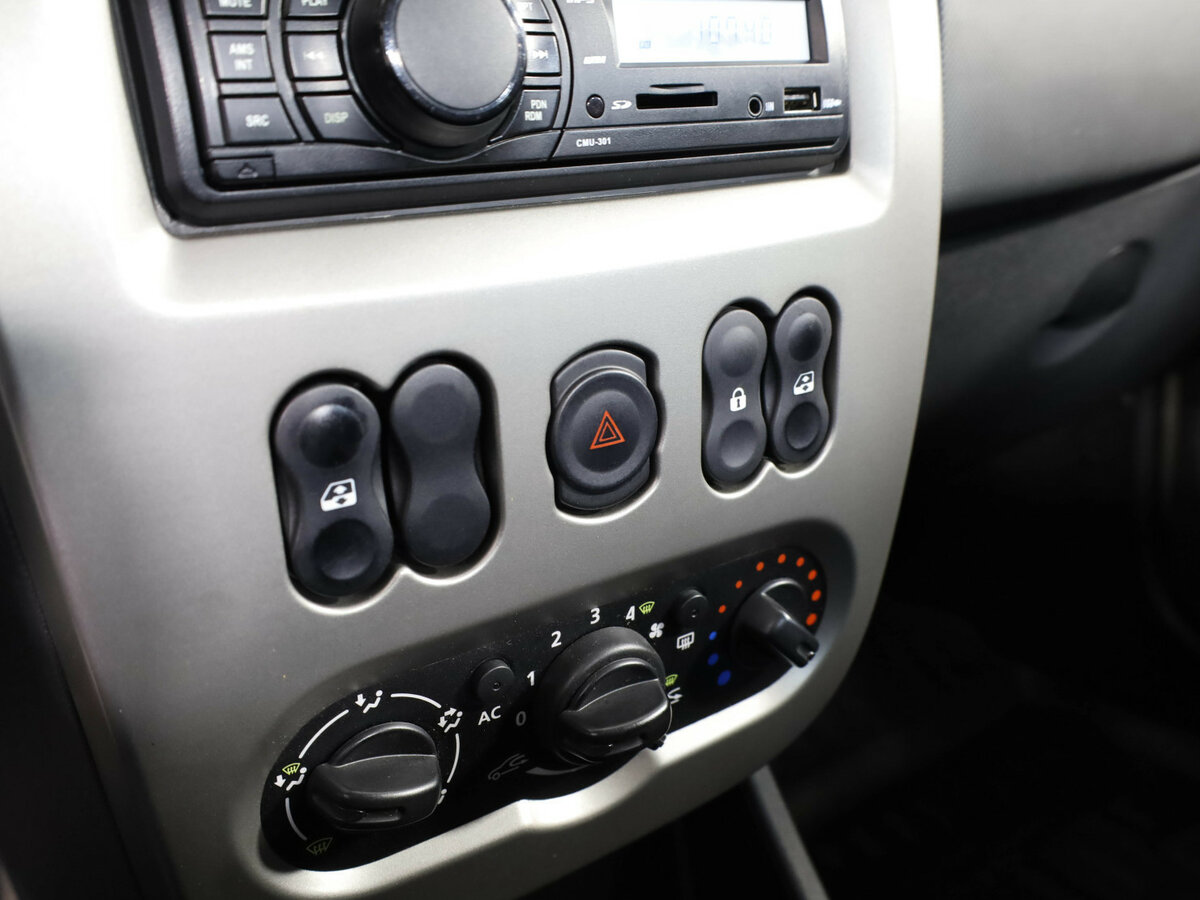 Купить Renault Logan I Рестайлинг, 2015, 96 506 км, фото №13