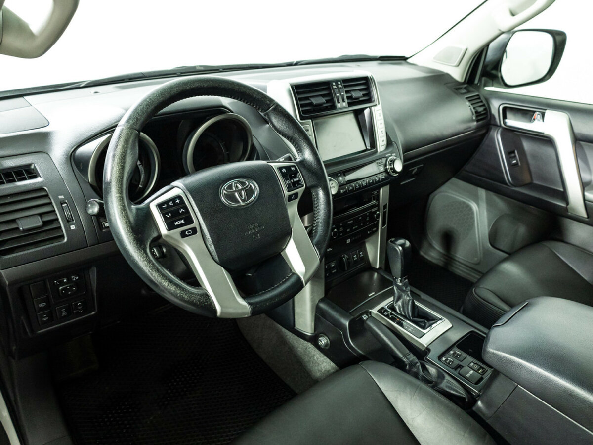 Купить Toyota Land Cruiser Prado 150 Series, 2013, 200 000 км, фото №9